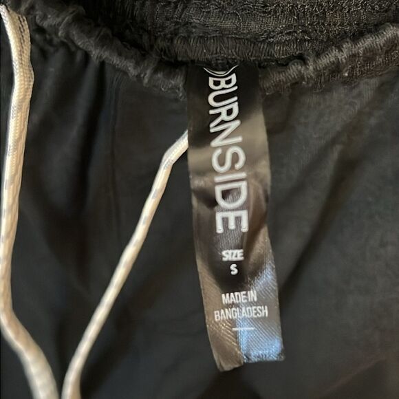 Burnside Men's Black Drawstring Shorts size S - Picture 5 of 5
